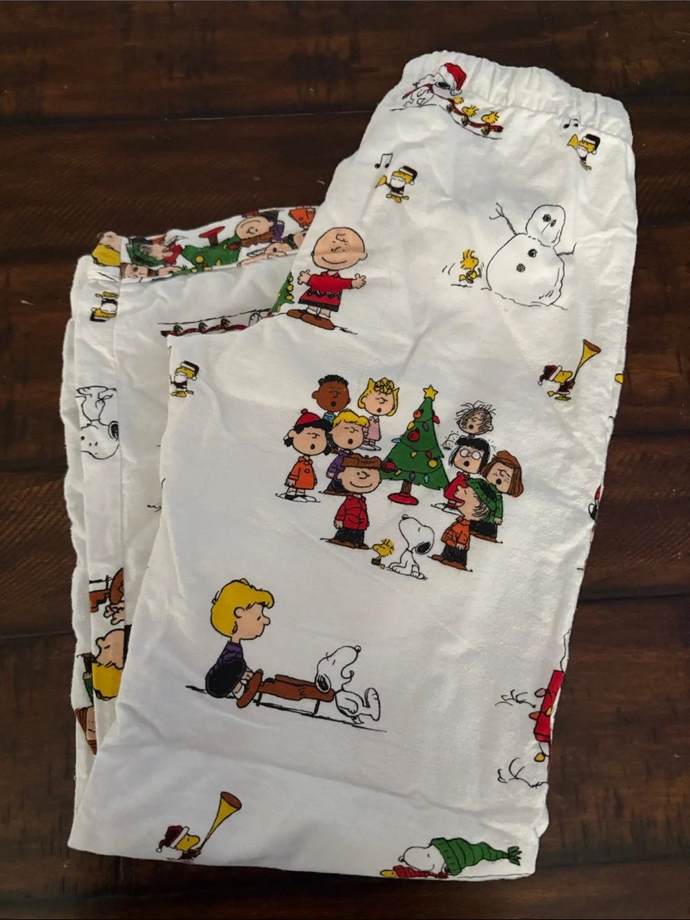 Peanuts White Kids Pajama Set with Holiday Character Print